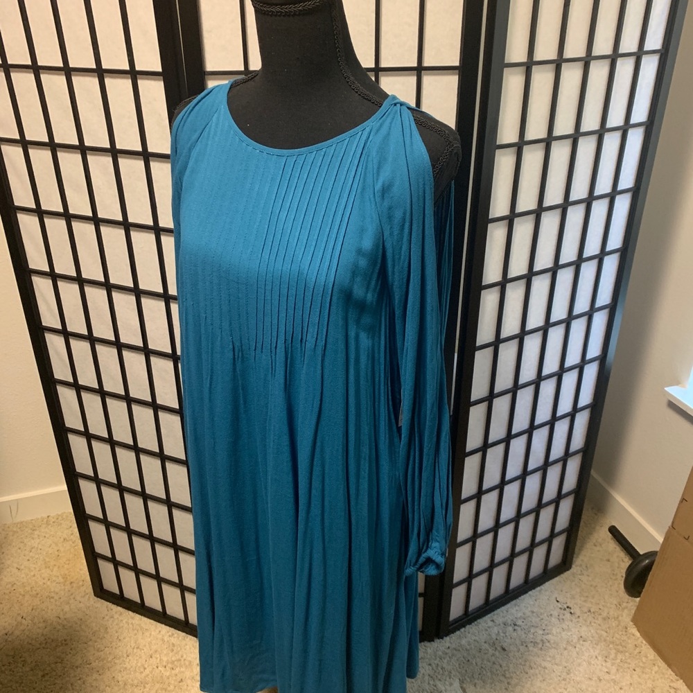 Cold shoulder Dress
